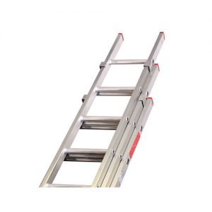 Triple extension ladder