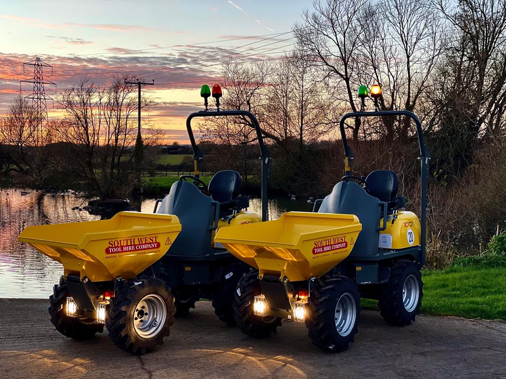 T Wacker Neuson 1001 dumpers